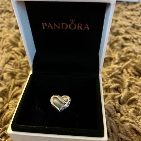 Pandora Heart Charm - Picture 1 of 3